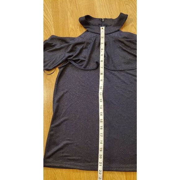Michael Kors Metallic Flounce Top Size XS - Picture 8 of 11